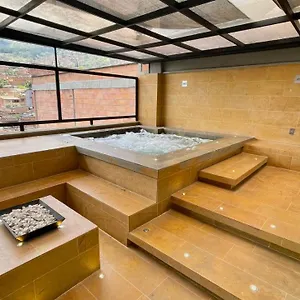 Edificio Helena Apartment