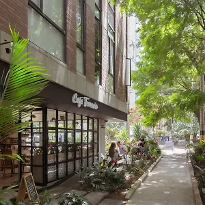 Enchanted Elegance In Laureles Apartment