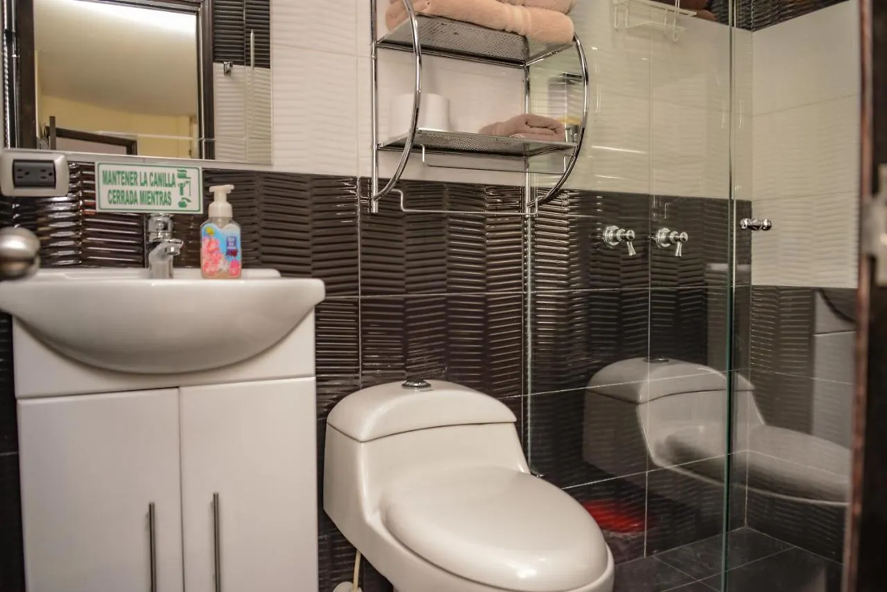 Calle 10 Suites Medellin Apartment