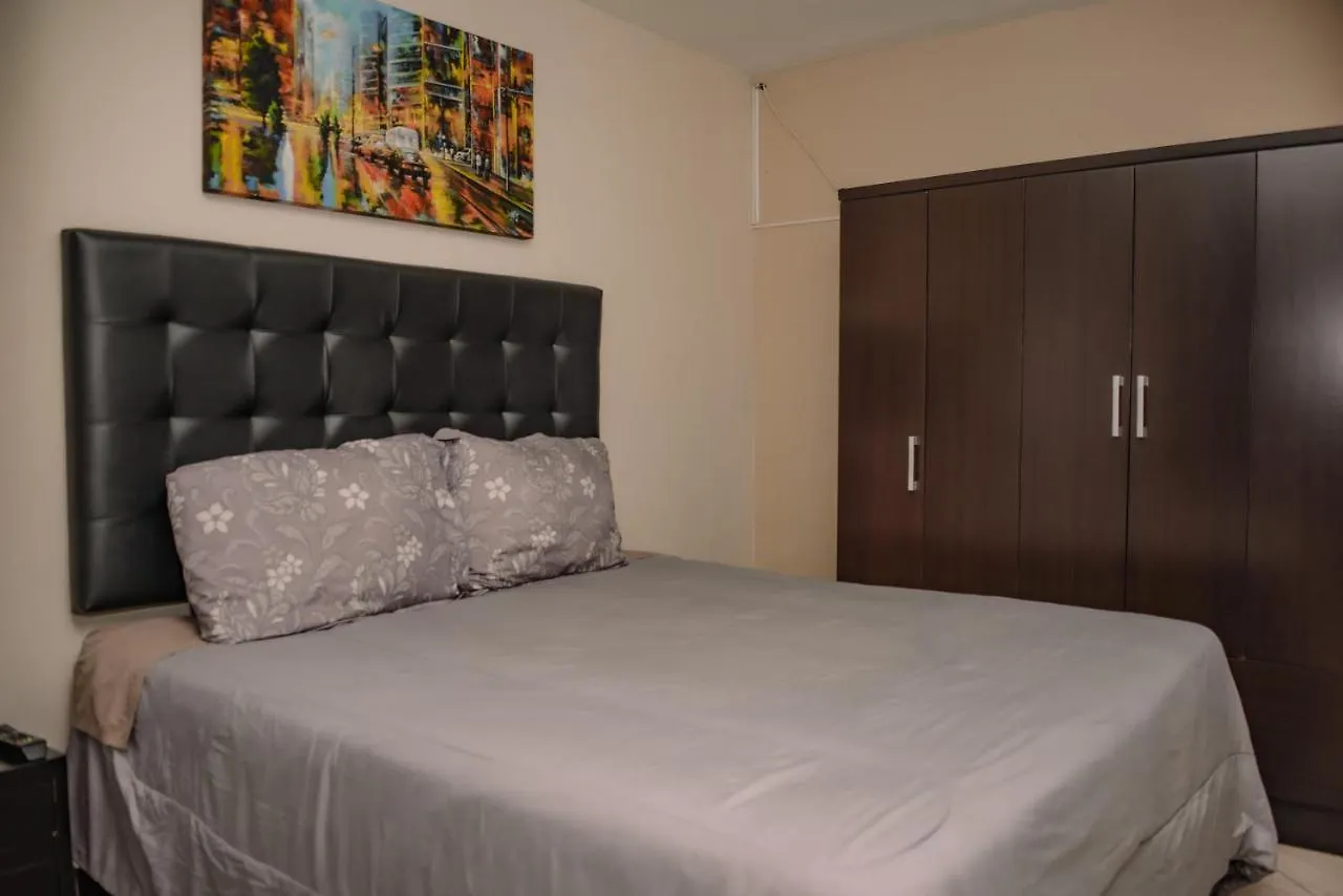 Calle 10 Suites Medellín 0*,  Colombia