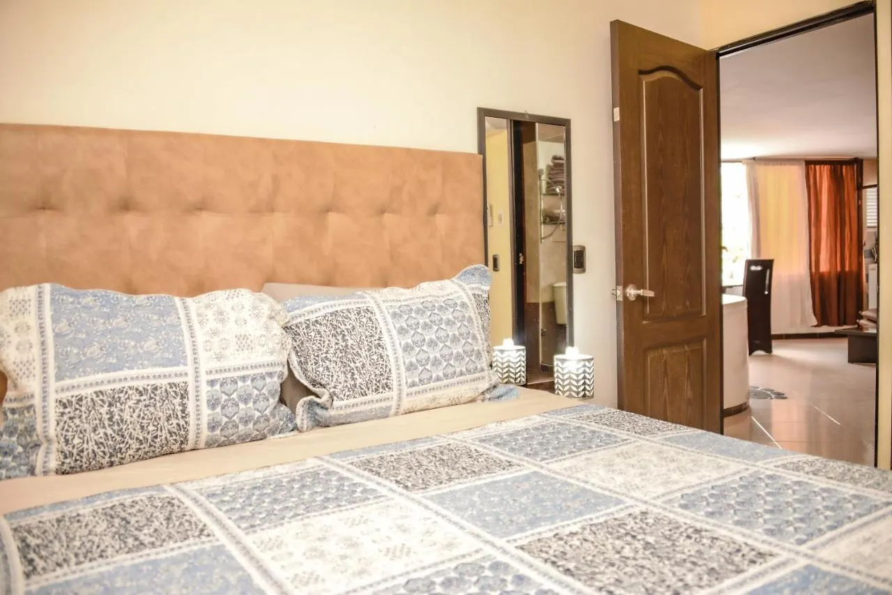 Calle 10 Suites Medellín 0*,  Colombia