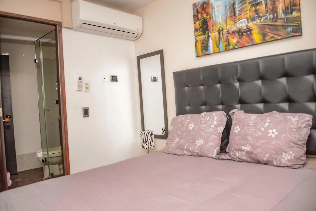 Calle 10 Suites Medellín Apartamento