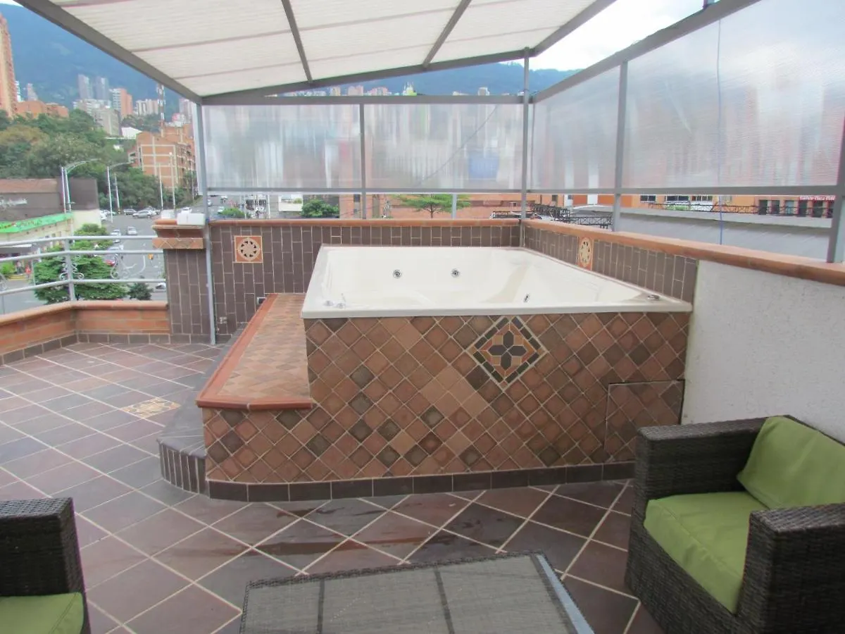Calle 10 Suites Medellín Colombia